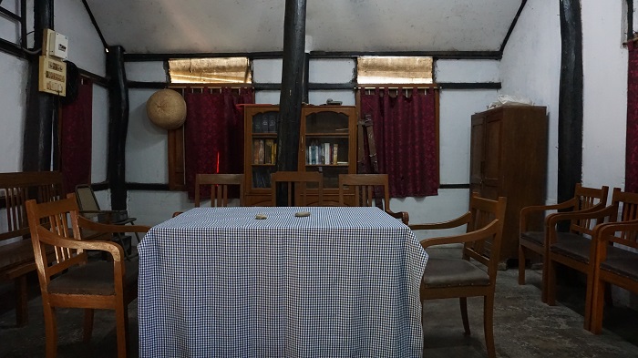 ক্লাব ঘৰ